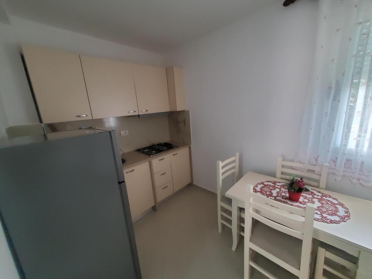 Guest House Vlora Kültér fotó